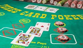 Interface aplikasi tempur95 menampilkan permainan slot dan pasar sportsbook